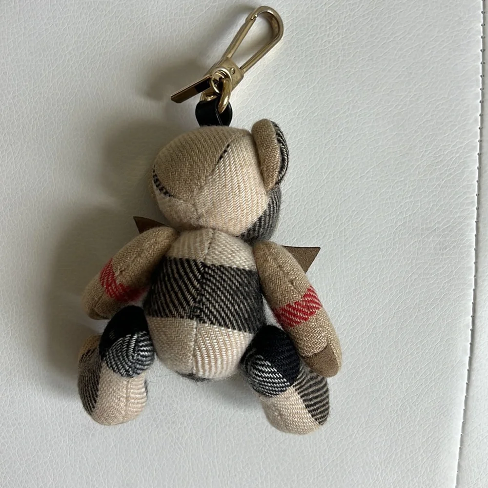 Burberry bear keychain - Picture 2 of 4
